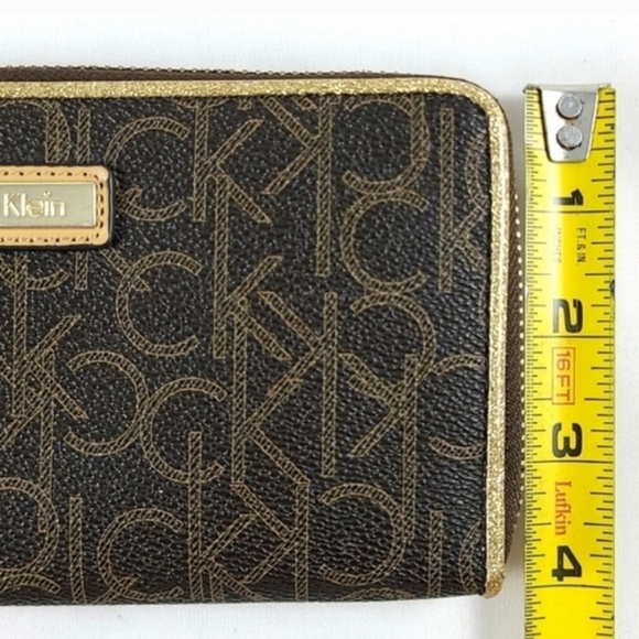 Calvin Klein Monogram Logo Continental Brown Gold Zip Around Wallet - Picture 15 of 16